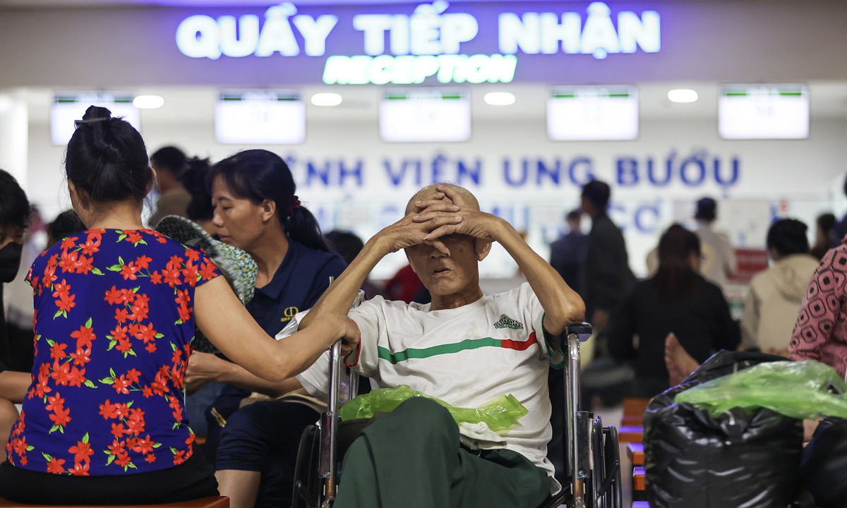 6 loại ung thư triệu chứng mờ nhạt, dễ bị ngó lơ